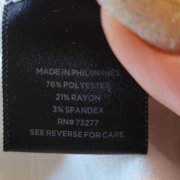 Simply Vera Verawang White textured striped short sleeve mock turtle neck white - Picture 6 of 7